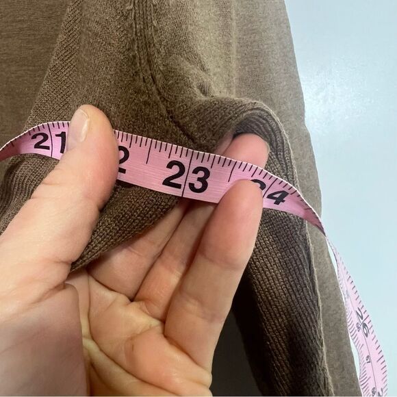 Brooks Brothers Brown Merino Wool Blend V-Neck Sweater - Picture 9 of 10